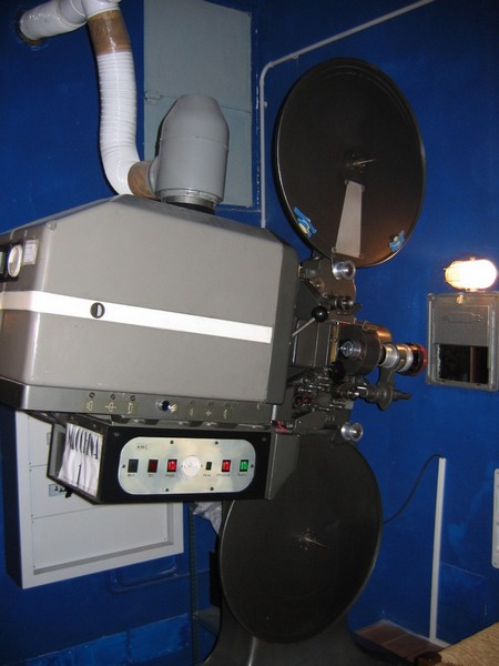 Il FEDI XI-T nella sua posizione originaria in cabina di proiezione, 2007 circa